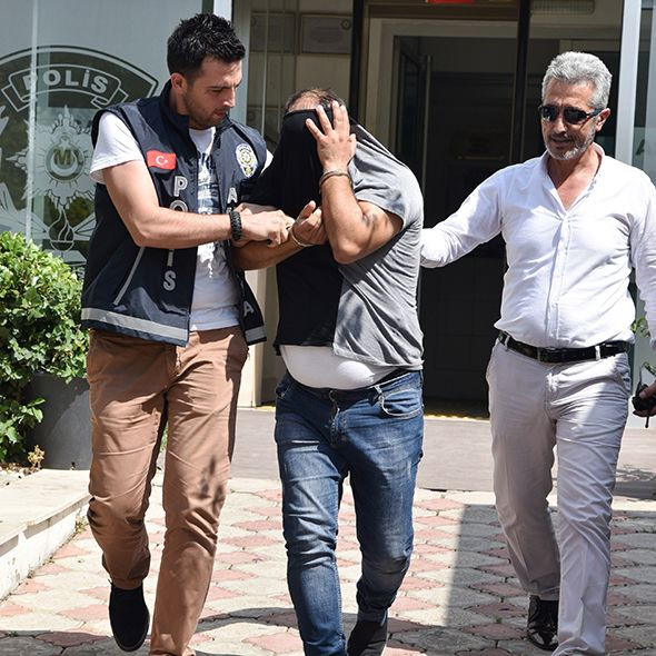 Soyguncuyu yakalatan sevgilisi oldu! - Sayfa 6