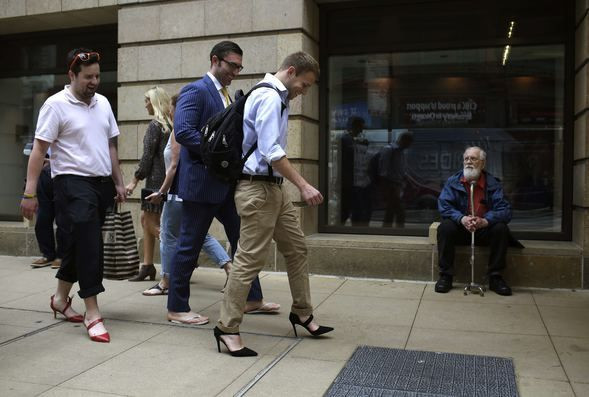 Hepsi avukat, erkek ve yüksek topuklu! - Sayfa 6