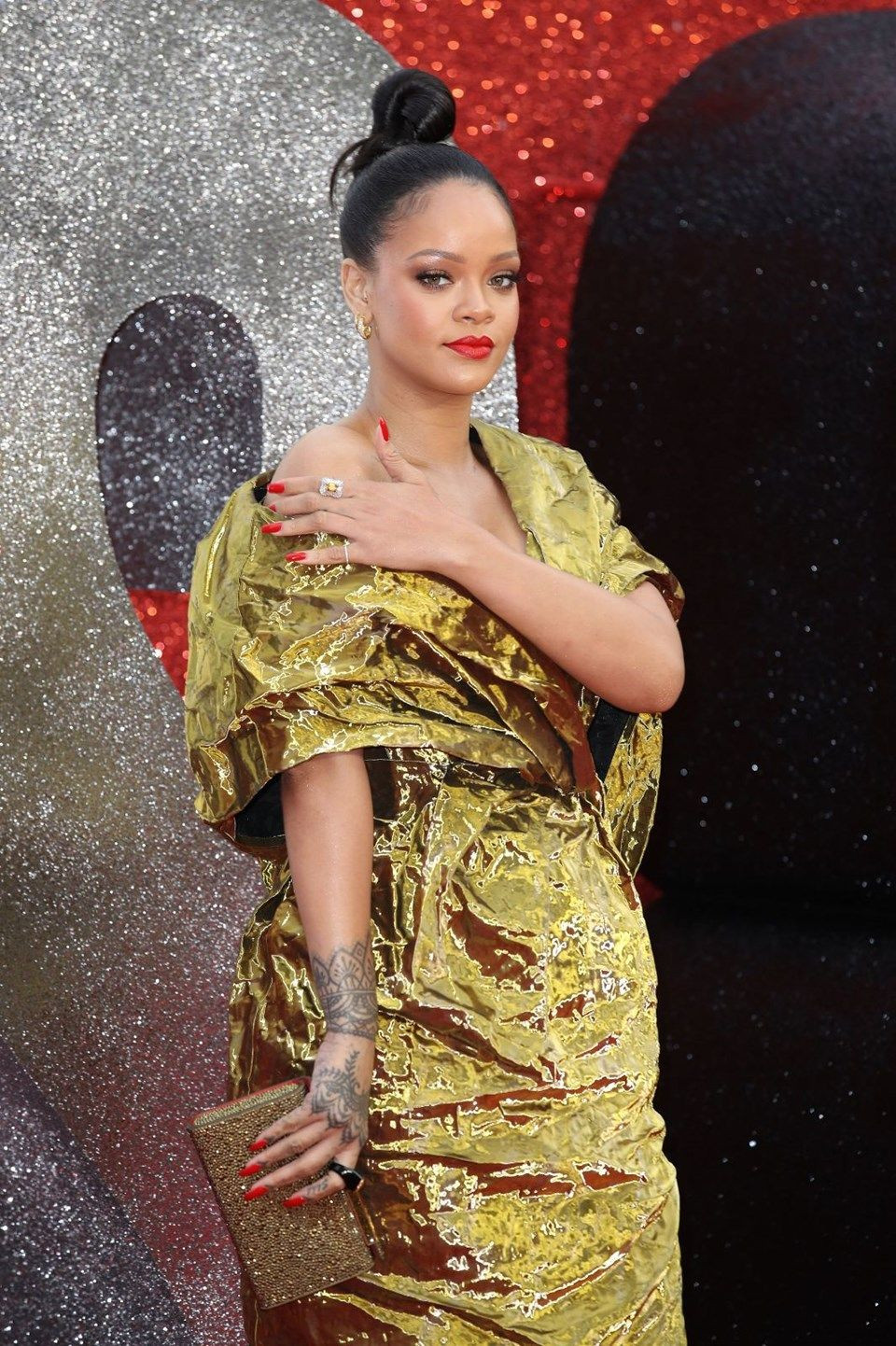 Rihanna'nın elbise seçimi pişman etti! - Sayfa 5