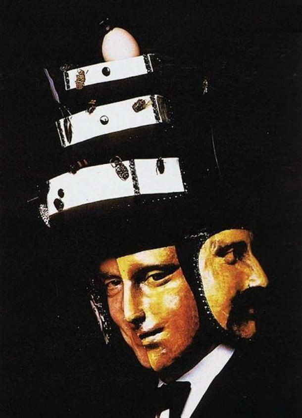 Film seti değil, İlluminati partisi! - Sayfa 10