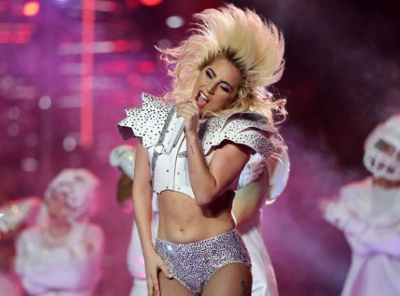 Ünlülerin saç baş yoldurtacak konser istekleri! - Sayfa 22