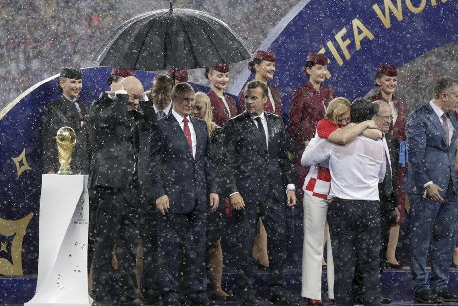 Makron ve Kitarovic'in samimiyeti dikkat çekti! - Sayfa 10