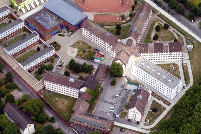 Haz almak için kabloları cinsel organına bağladı! - Sayfa 5