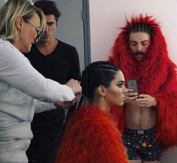 Kardashianlar'ın en komiği: Kirby Jenner! - Sayfa 9
