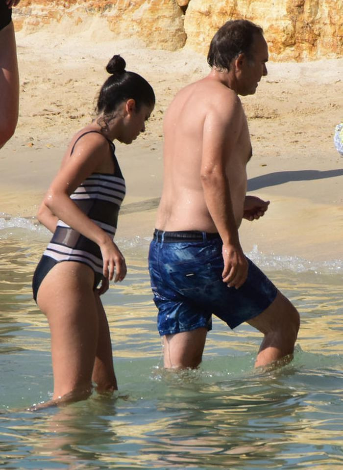 Engin Günaydın sevgilisiyle Çeşme'de! - Sayfa 6