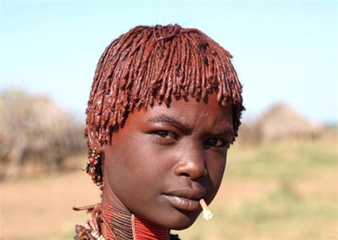 Evlenebilmek için soyunup ineklere bunu yapıyorlar - Sayfa 8