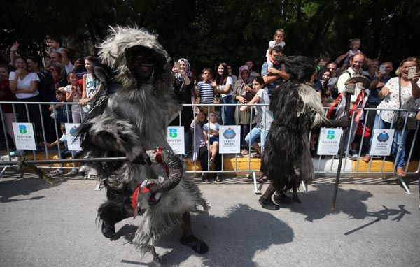 Kurtuluş coşkusuna 'tülütabaklar' damga vurdu... - Sayfa 11