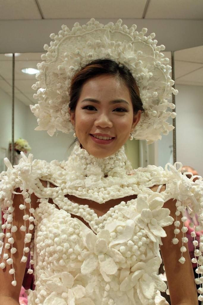 Bu gelinlikler tuvaletten çıktı! - Sayfa 18