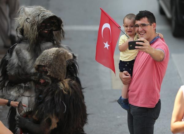 Kurtuluş coşkusuna 'tülütabaklar' damga vurdu... - Sayfa 29