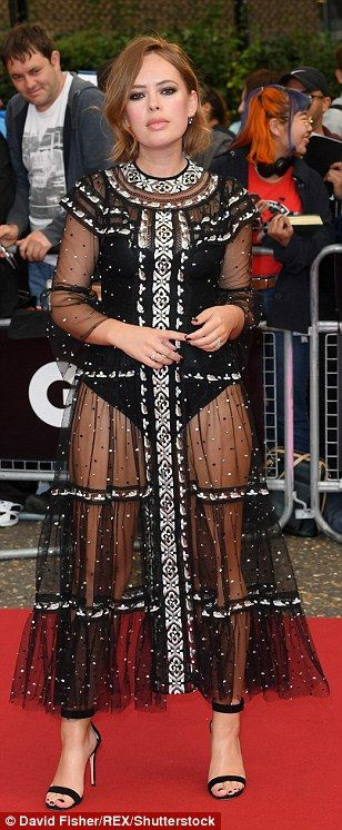 Kırmızı halıda transparan yarışı! - Sayfa 38