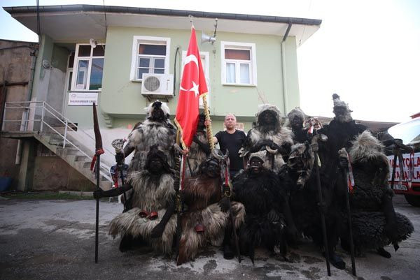 Kurtuluş coşkusuna 'tülütabaklar' damga vurdu... - Sayfa 38