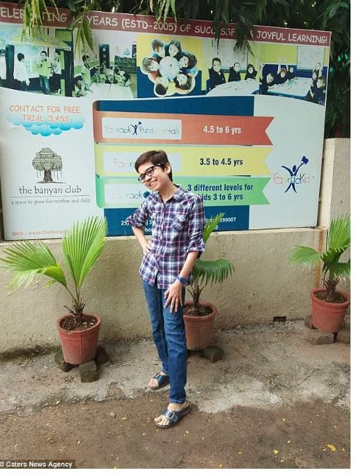 Kimse onun 40 yaşında bir öğretmen olduğuna inanmıyor! - Sayfa 11