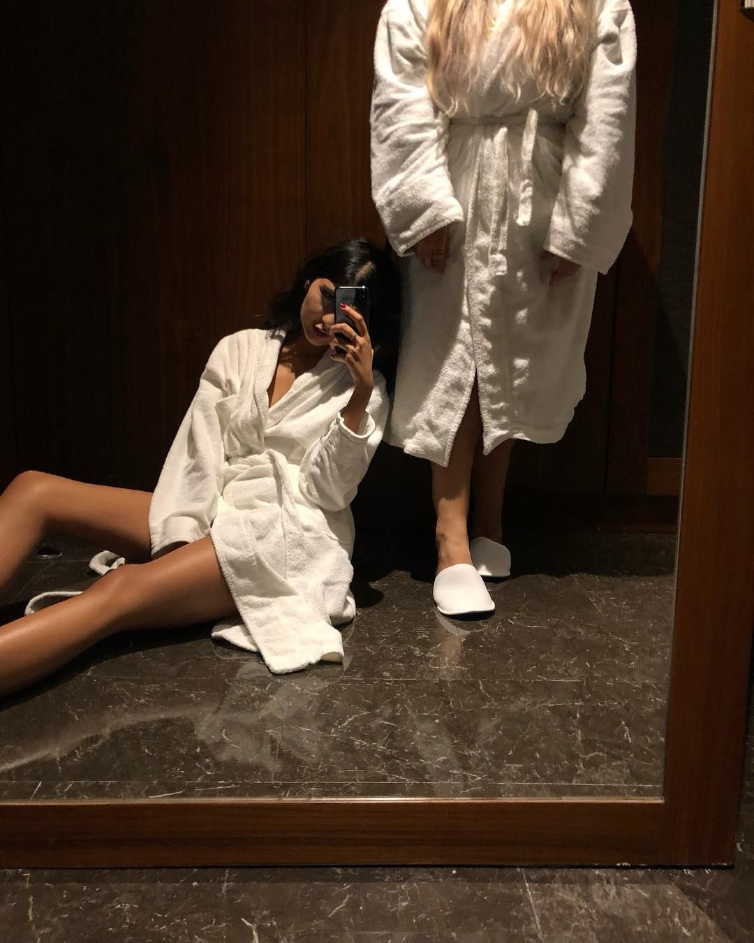 Bahar Candan'ın bornoz stili! - Sayfa 7