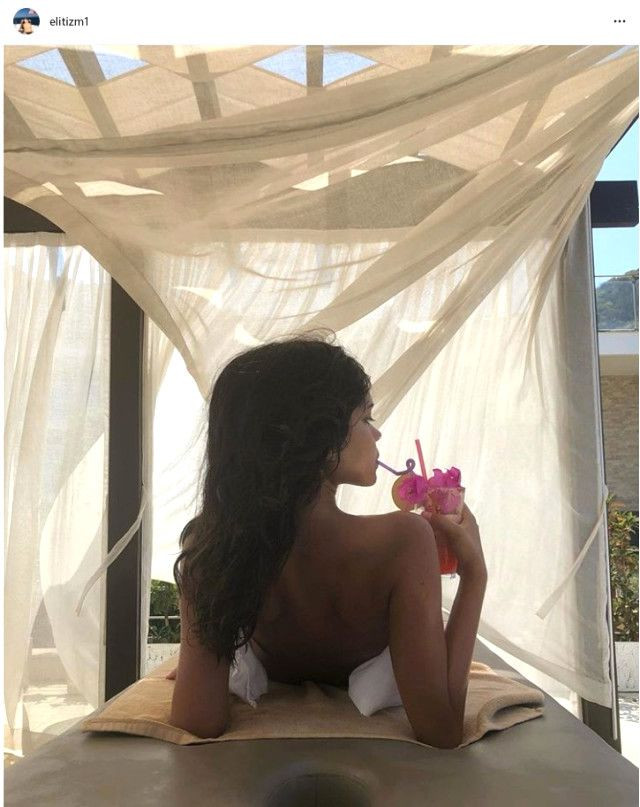 Bahar Candan'ın bornoz stili! - Sayfa 9