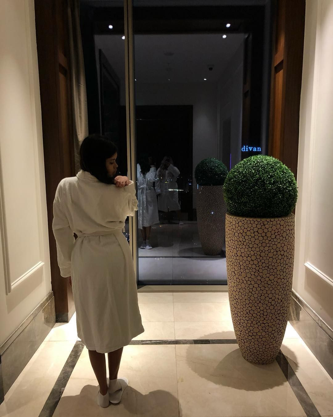 Bahar Candan'ın bornoz stili! - Sayfa 5