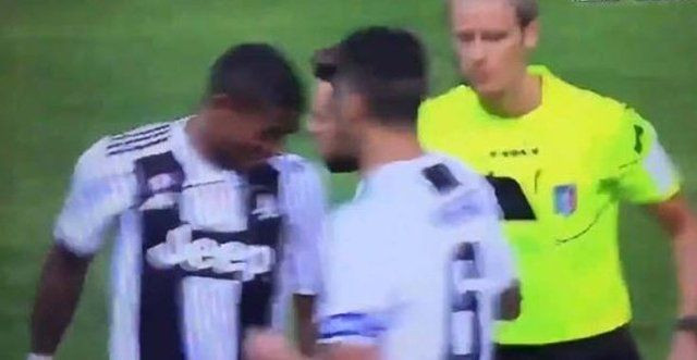 Dirsek attı, kafa attı, tükürdü... - Sayfa 6