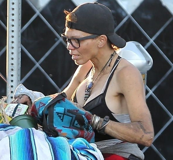 O evsiz bir zamanların en güzel kadınıydı! - Sayfa 6