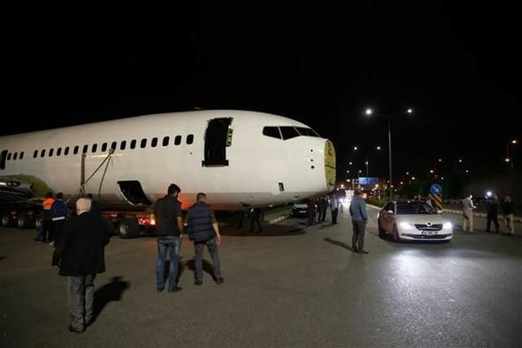 Türkiye'nin konuştuğu uçak dün gece nakledildi... - Sayfa 13