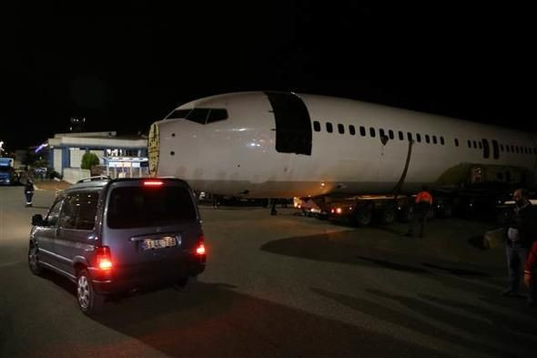 Türkiye'nin konuştuğu uçak dün gece nakledildi... - Sayfa 8