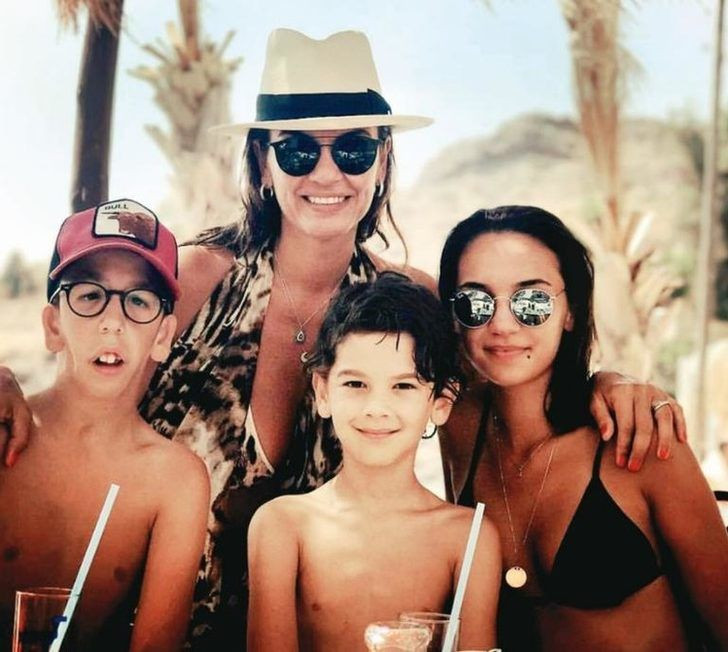 "Estetik yaptırmam kardeşime haksızlık olur!" - Sayfa 12