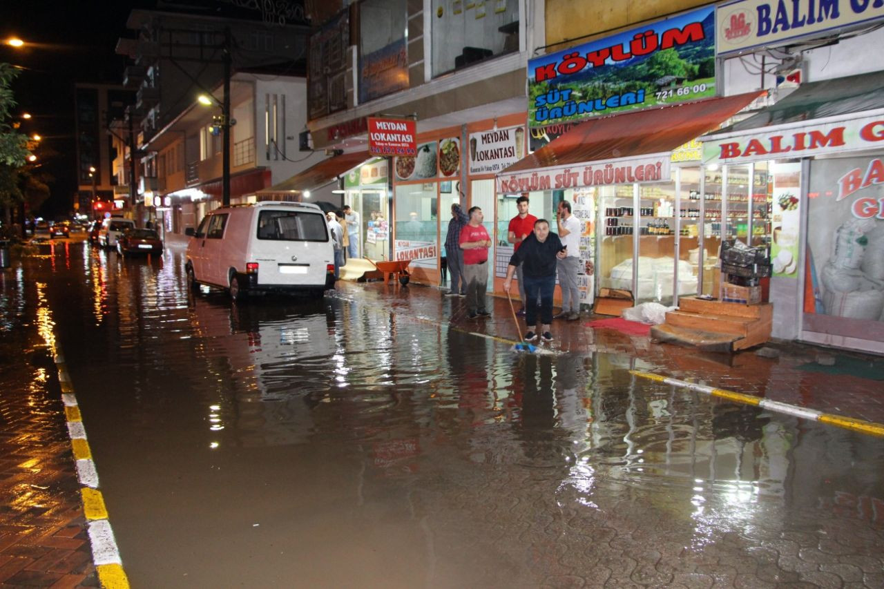 Trabzon'da hasar gün ağarınca ortaya çıktı! - Sayfa 5