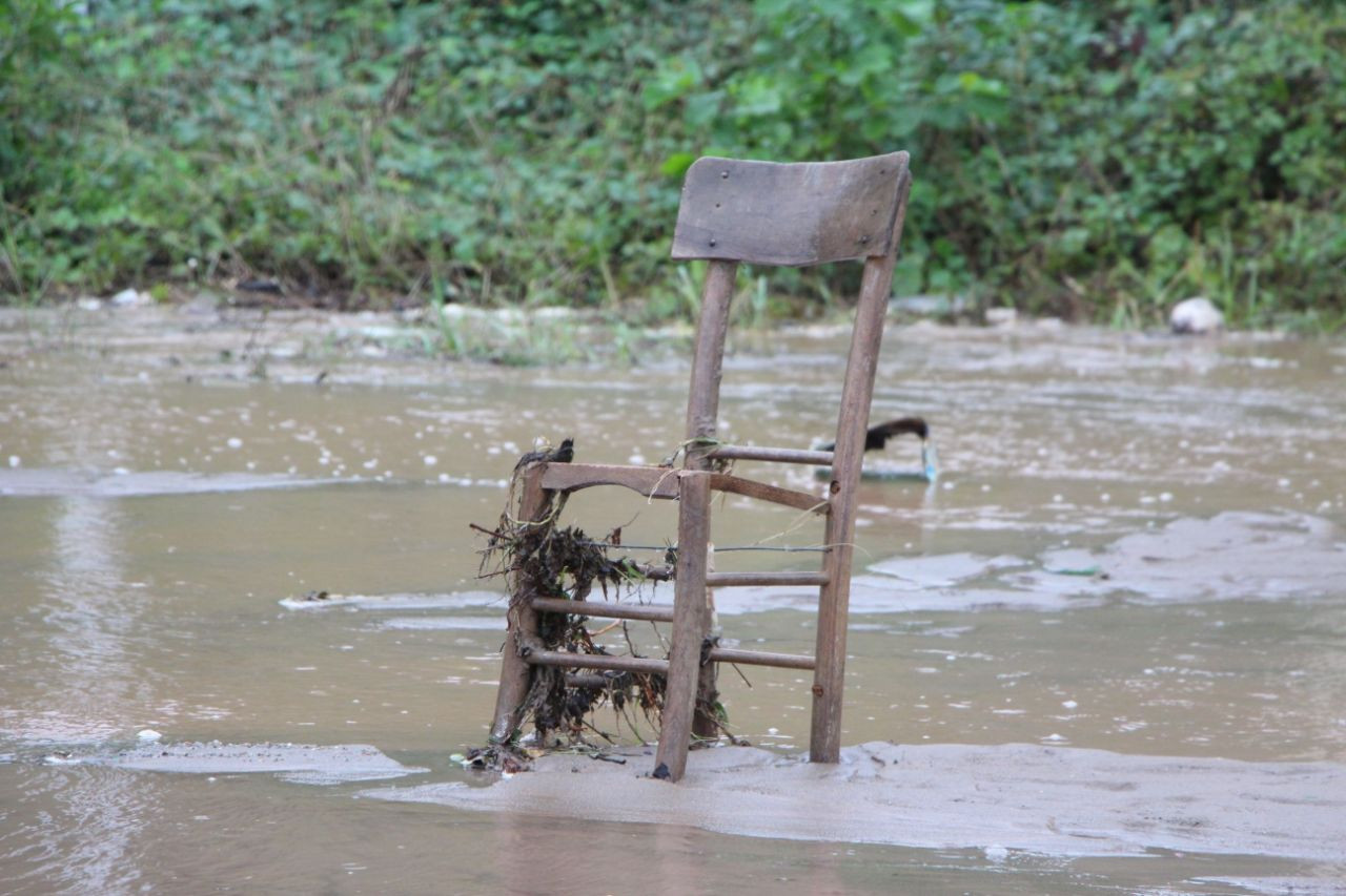 Trabzon'da hasar gün ağarınca ortaya çıktı! - Sayfa 21