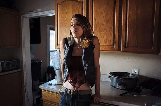 Soyunup kendisini izleyenleri çekti! - Sayfa 9