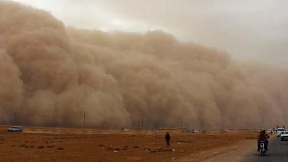 Dev toz fırtınası görenleri hayrete düşürdü! - Sayfa 8