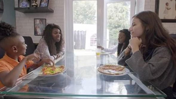 Zengin kız 5 yıldır saçını yıkamıyor! - Sayfa 6