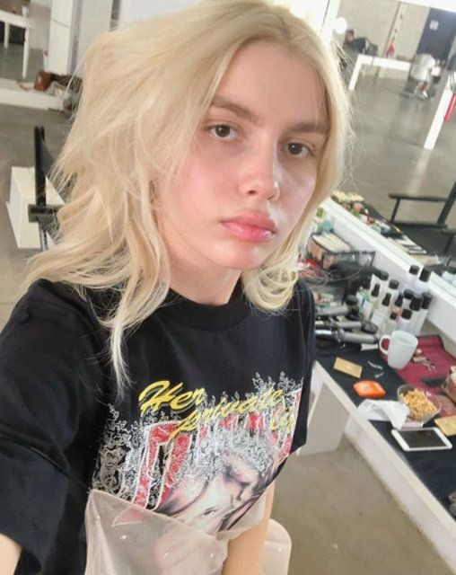 Aleyna Tilki'nin elleri direk dansı yapmaktan nasır tuttu! - Sayfa 11