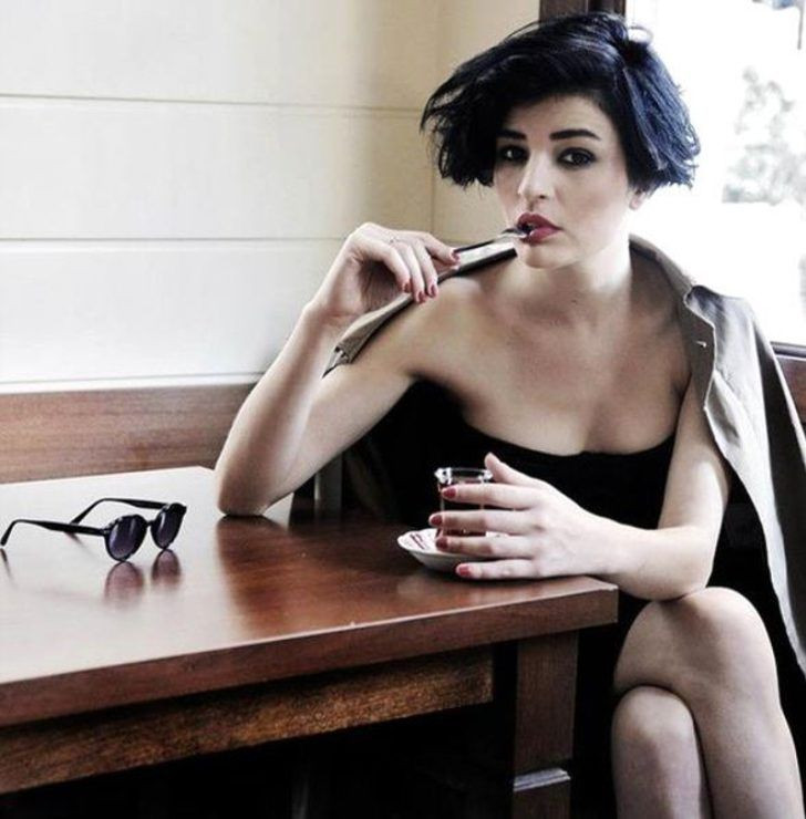 2 erkekle yatağa girmedi, diziden kovuldu! - Sayfa 5