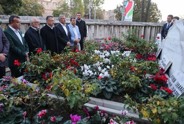 Fuat Oktay, Erbakan'ın mezarını ziyaret etti! - Sayfa 5