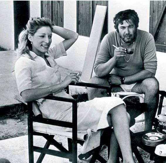 Ünlü şarkıcı balayına gelen damatla birlikte oldu! - Sayfa 11