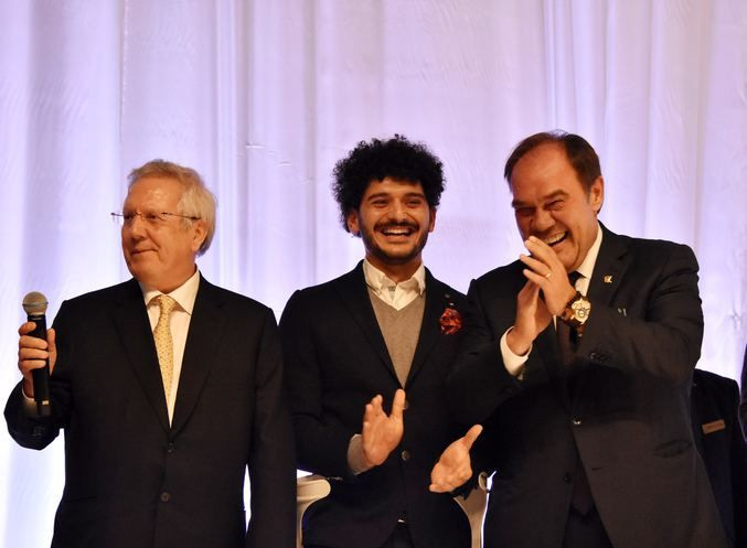 Spor camiası, Baykan'ın düğününde bir araya geldi! - Sayfa 11