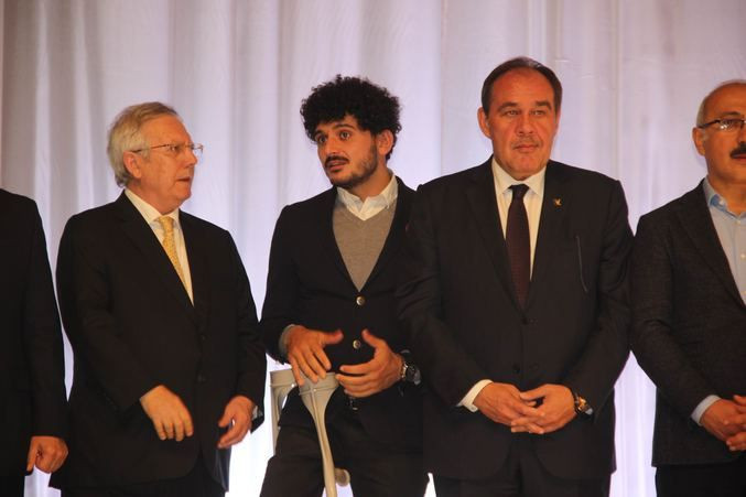 Spor camiası, Baykan'ın düğününde bir araya geldi! - Sayfa 12