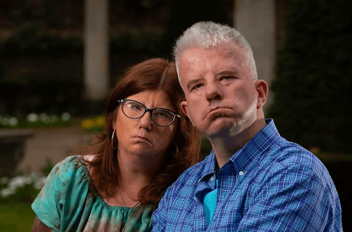 Bu çift aslında çok mutlu! - Sayfa 6