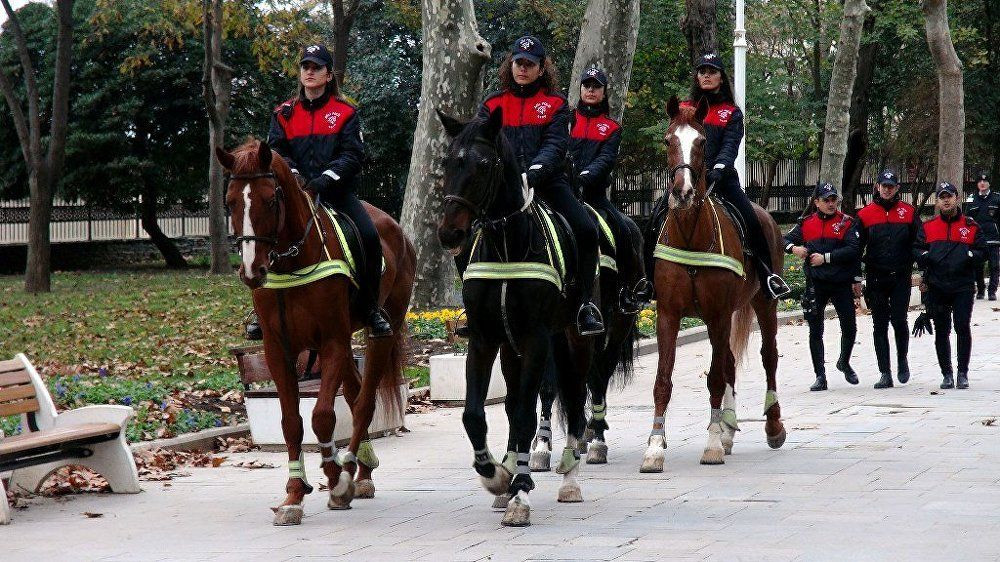 İstanbul Emniyeti'nin kadın süvarileri devriyede! - Sayfa 5