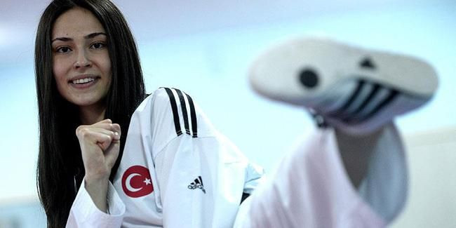 İrem Yaman 'Yılın En Stil Sahibi Kadını' ödülüne aday! - Sayfa 12