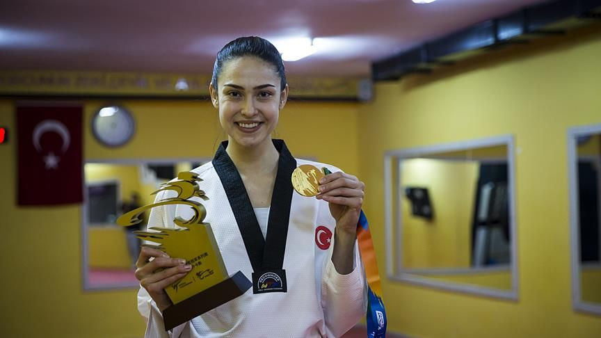 İrem Yaman 'Yılın En Stil Sahibi Kadını' ödülüne aday! - Sayfa 5