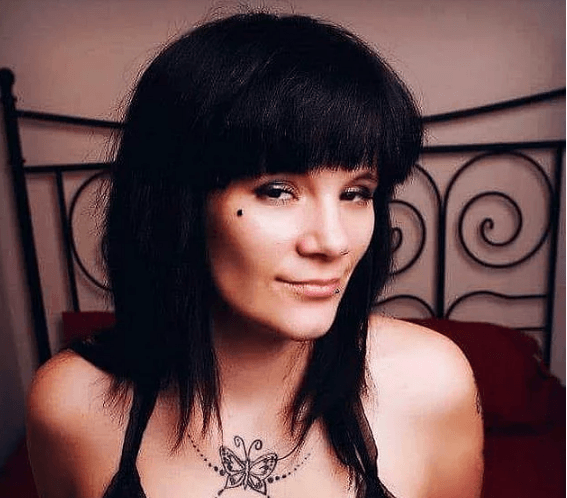 Kirli çamaşırlarını satarak hayvanları besliyor! - Sayfa 11