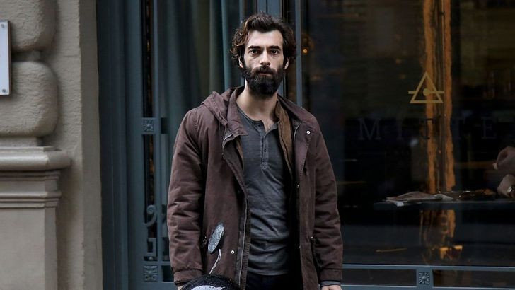 İlker Kaleli, güzel oyuncuyla aşk yaşıyor! - Sayfa 14