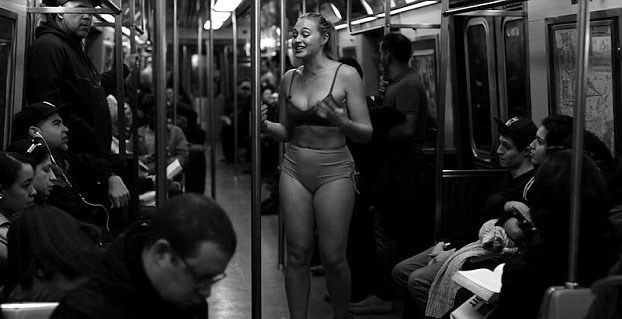 "Modellerin dişleri çürük, halsiz ve kambur..." - Sayfa 12