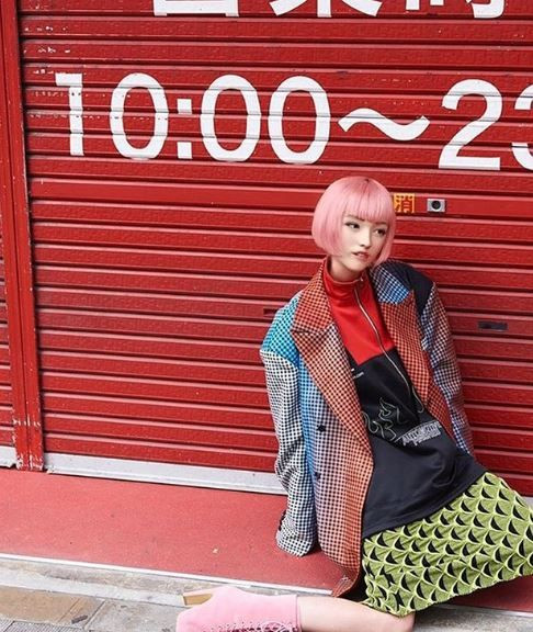 30 bin takipçisi olan bu kadın sadece 1 yaşında! - Sayfa 7