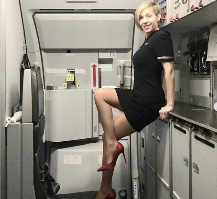 Hosteslerin yolculuk sonrası pozları! - Sayfa 17