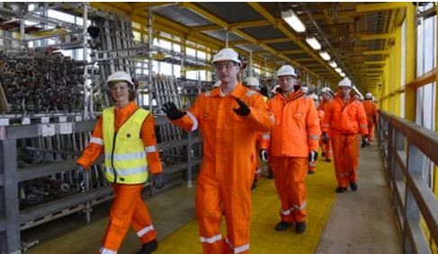 Okuldan ödev istediler! Nükleer bomba yaptı - Sayfa 11