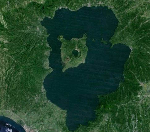 Okuldan ödev istediler! Nükleer bomba yaptı - Sayfa 13