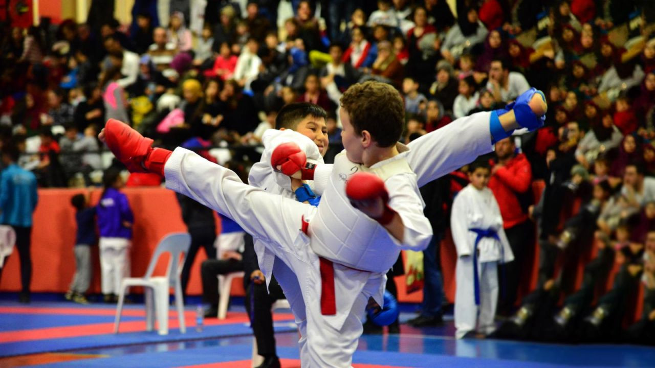 22 ilden 984 karateci kıyasıya mücadele etti! - Sayfa 9