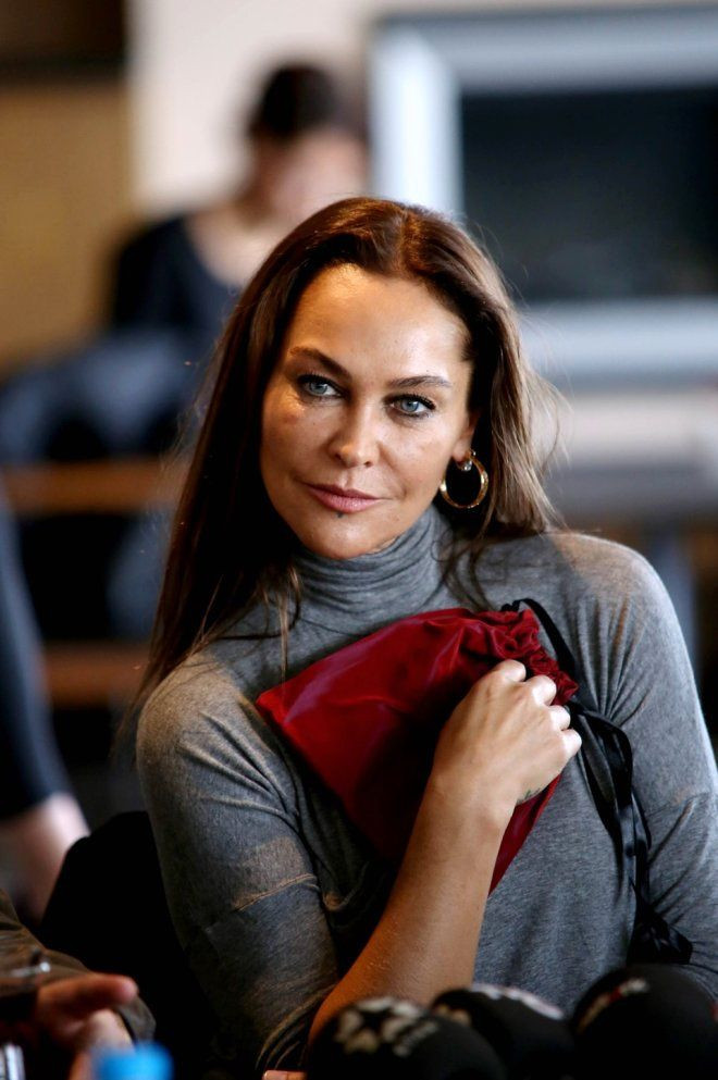 O 'Neşecik' şimdi Türkiye'nin en ünlü şarkıcılarından biri! - Sayfa 17