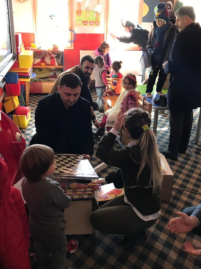 AK Parti Gençlik Kolları'ndan miniklere sürpriz! - Sayfa 11