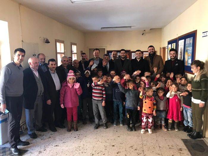 AK Parti Gençlik Kolları'ndan miniklere sürpriz! - Sayfa 8